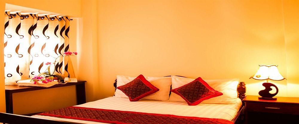 Memories Homestay Хоян Екстер'єр фото