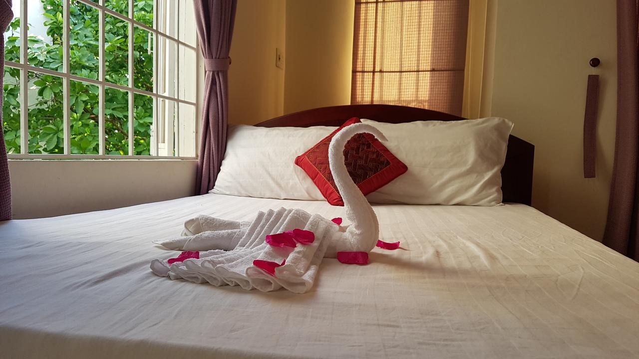 Memories Homestay Хоян Екстер'єр фото