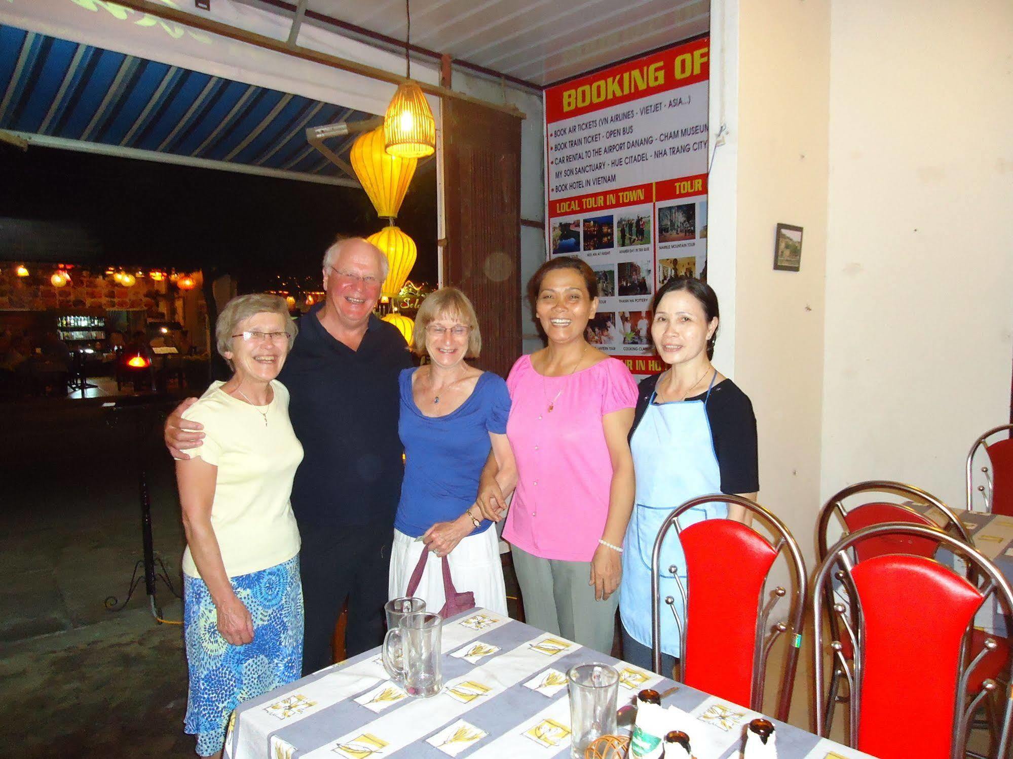 Memories Homestay Хоян Екстер'єр фото